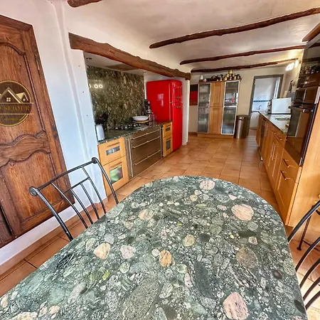 Villa Mas M - D'exception - Piscine - Jeux Enfants - Bbq - Plancha - Cheminee - Calme - 5 - Sudsejourconciergerie